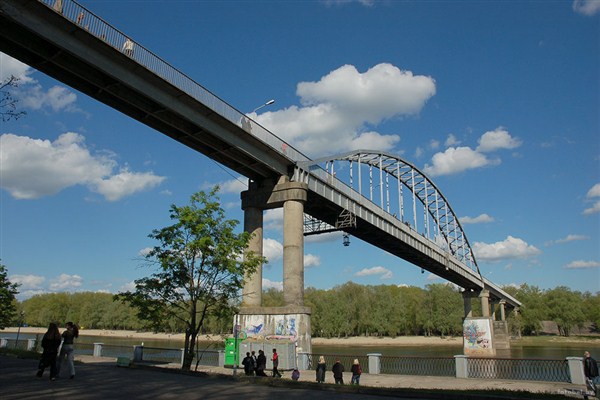 мост